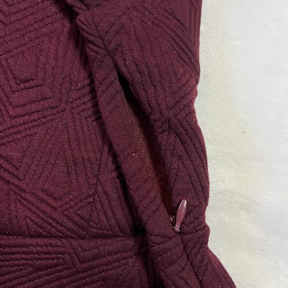 Apt. 9 Geometric Ponte Knit Fit & Flare Dress Size L Stretch Knee Length Holiday - Picture 8 of 12